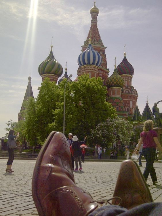 Chris Goodwin â€˜sunning his Moonsâ€™ in Red Square with St Basilâ€™s Cathedral in the background. Ð