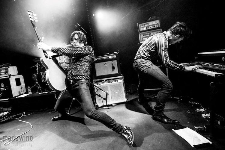 Jim Jones and Henri Herbert owning the stage.