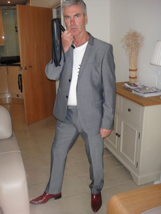 Michael Chandler. Doing it in style! 