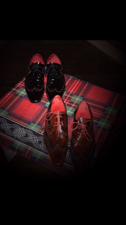 Dal Kumar resting his JWs after attending the NEC Fashion Show!