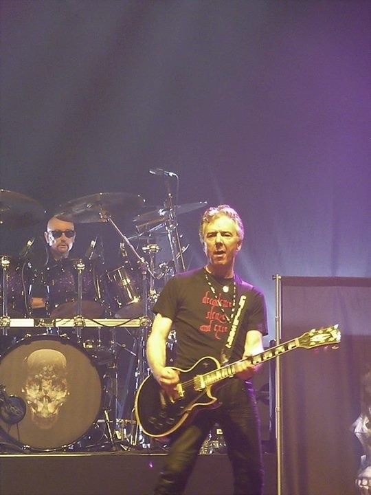 Ben Matthews enjoying a little excess on Thunder's Rip It Up 2017 tour! Photo credit to Michael Simm